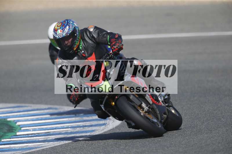 /Archiv-2024/01 26.-28.01.2024 Moto Center Thun Jerez/Gruppe gruen-green/63